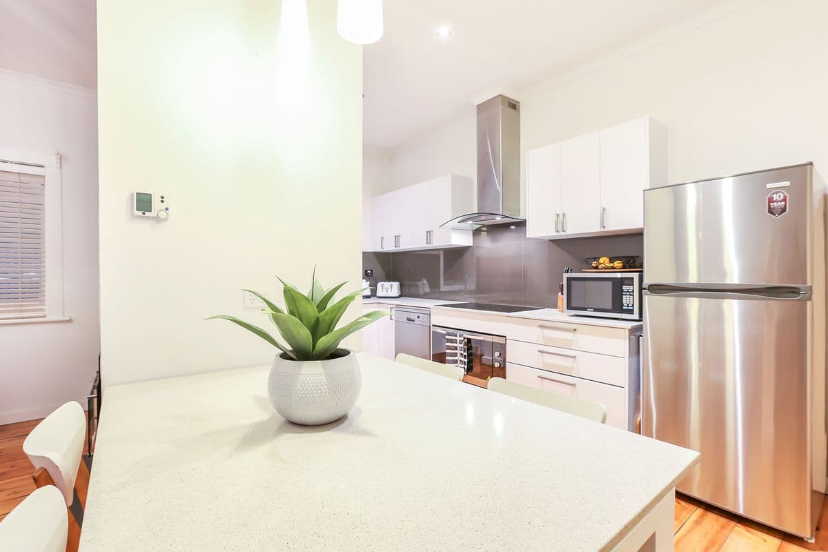  24 Farnham Road, Keswick SA 5035, Keswick - Thumbnail 7