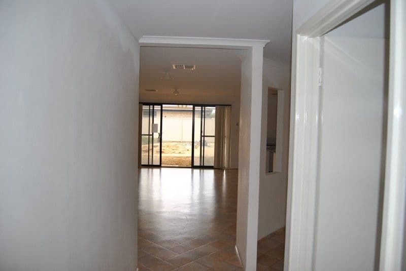 2 Karda Way, BERTRAM WA 6167, Bertram - Thumbnail 4