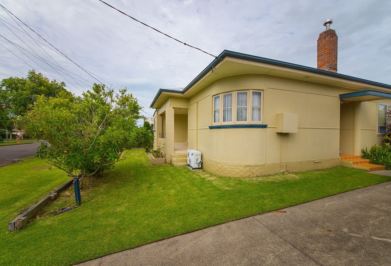2 York Street, Taree - Image 1