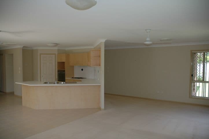 22 Pomona Street, BRIGHTON QLD 4017, Brighton - Thumbnail 4