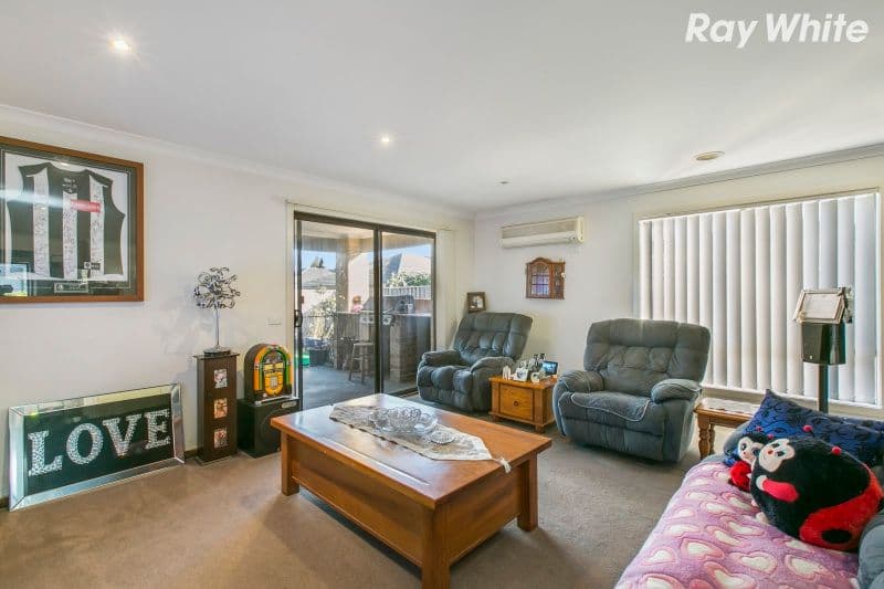 4 Brockman Street, Cranbourne East VIC 3977, Cranbourne East - Thumbnail 5