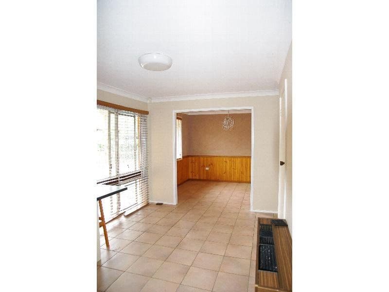 16 Seaward Avenue, SCONE NSW 2337, Scone - Thumbnail 6