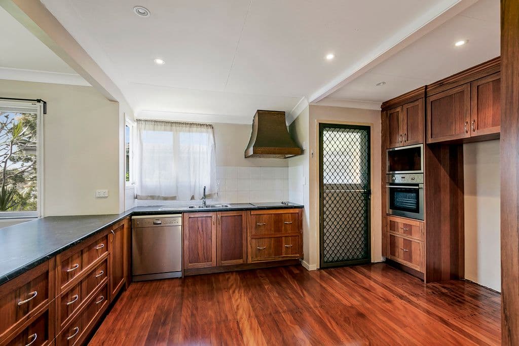 26 Aylton Street, Coopers Plains QLD 4108, Coopers Plains - Thumbnail 3
