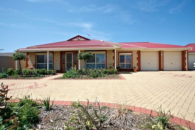 11 Beverley Court, CRAIGMORE SA 5114, Craigmore - Image 1