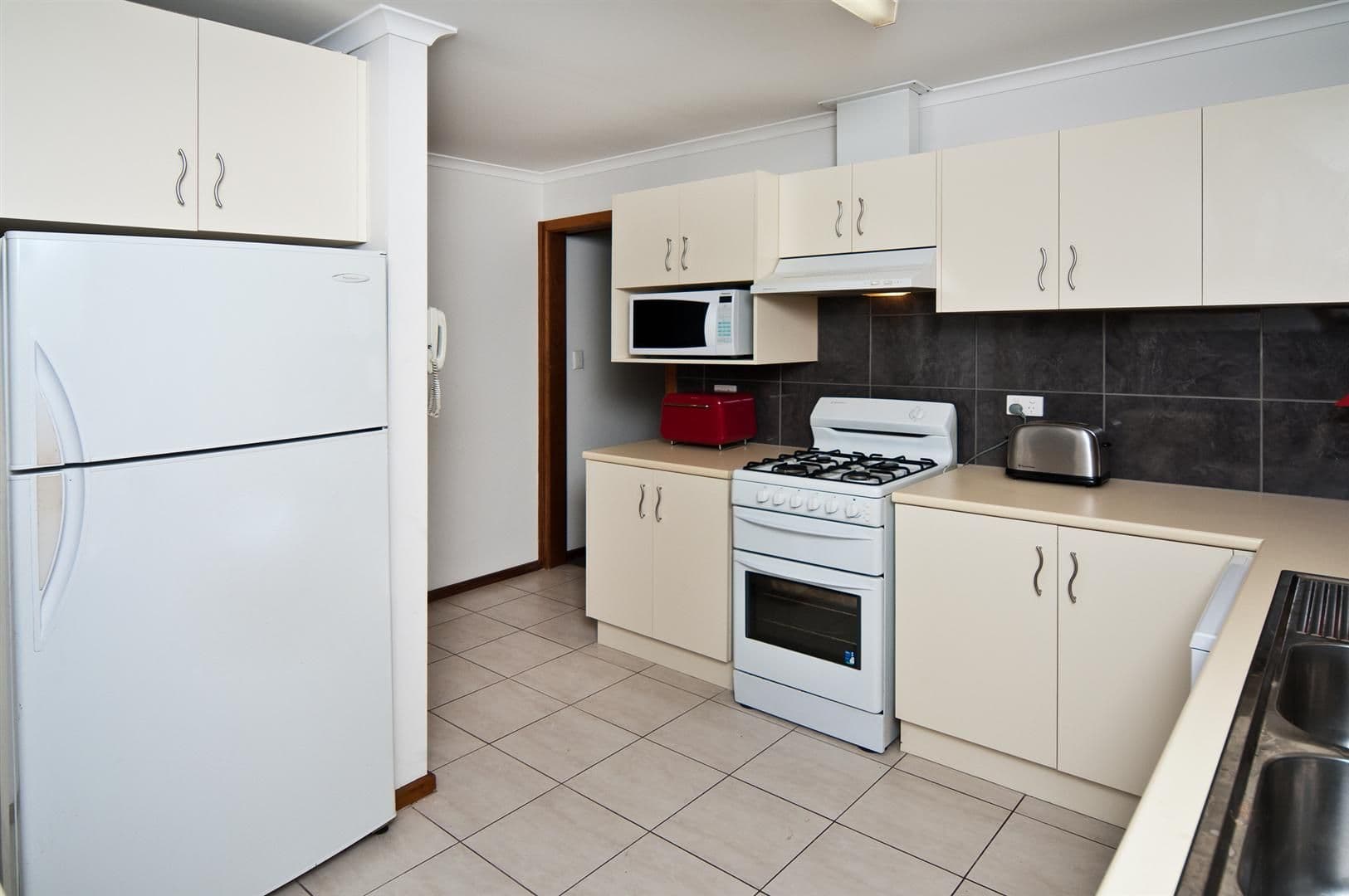 20 Peony Court, MORPHETT VALE SA 5162, Morphett Vale - Thumbnail 5
