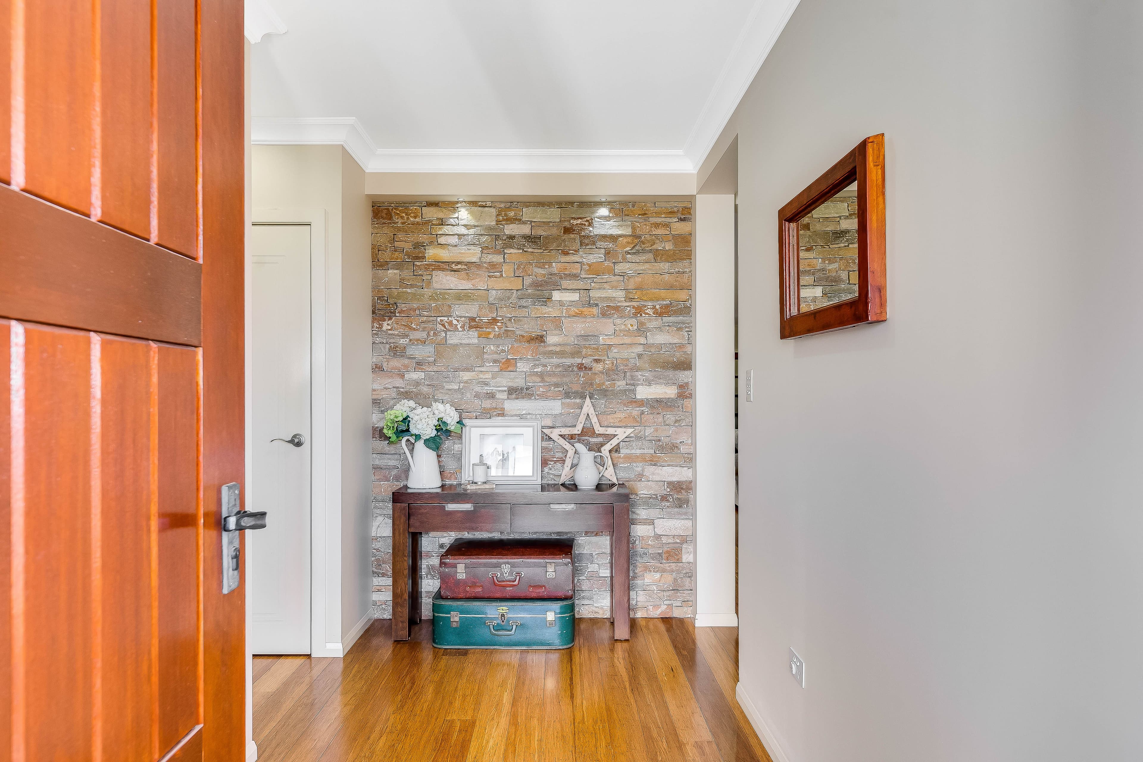 4 Colman Drive, Middle Ridge QLD 4350, Middle Ridge - Thumbnail 2