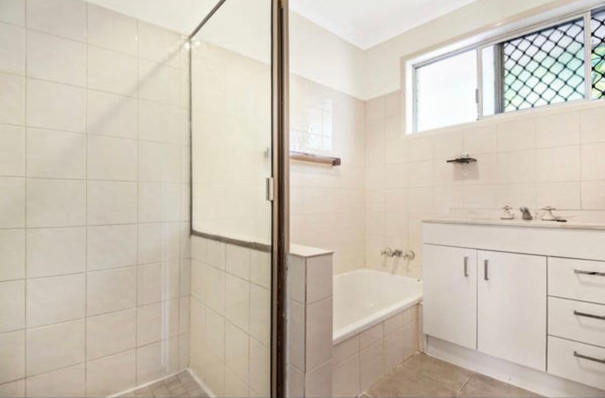 7 Sonia Street, Miami QLD 4220, Miami - Thumbnail 4