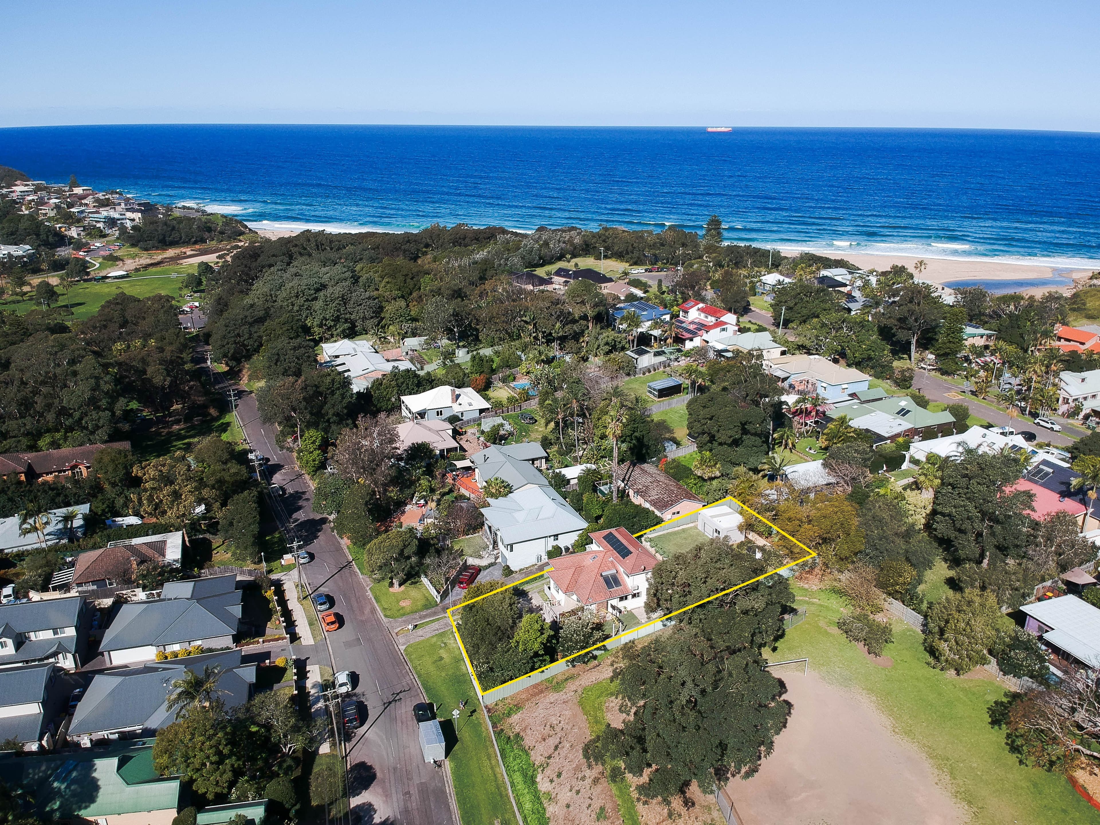 15 Station Street, Stanwell Park NSW 2508, Stanwell Park - Image 1