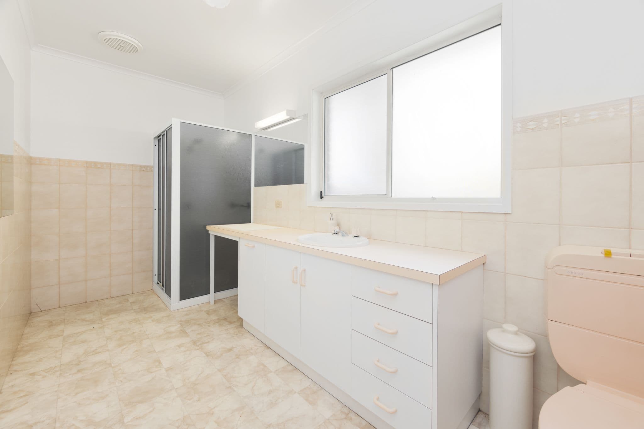 4 Fulton Avenue, Horsham VIC 3400, Horsham - Thumbnail 8