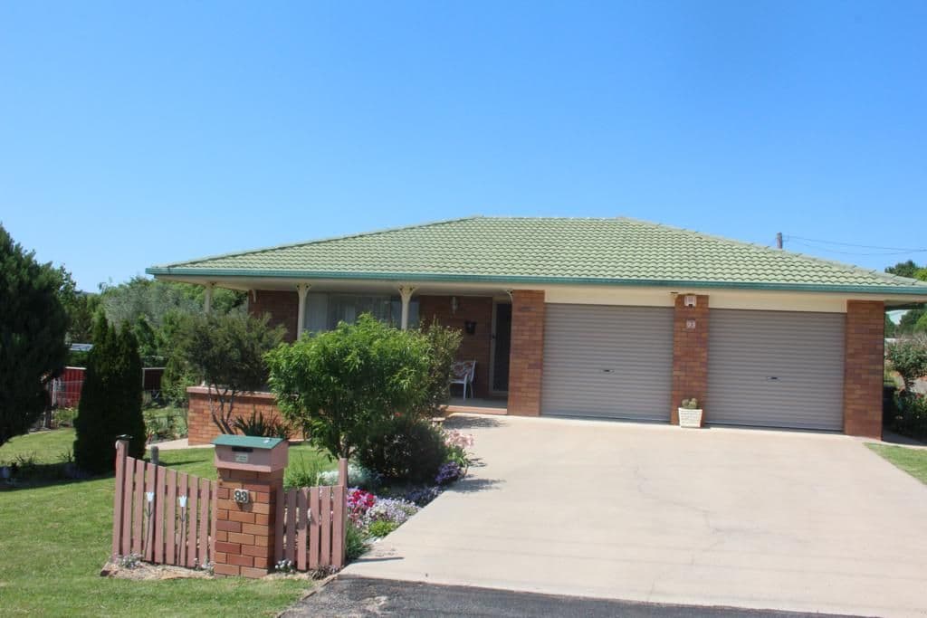 93 Drummond Street, TENTERFIELD NSW 2372, Tenterfield - Image 1