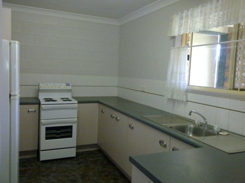 4 Orana Place, KAWANA QLD 4701, Kawana - Thumbnail 2
