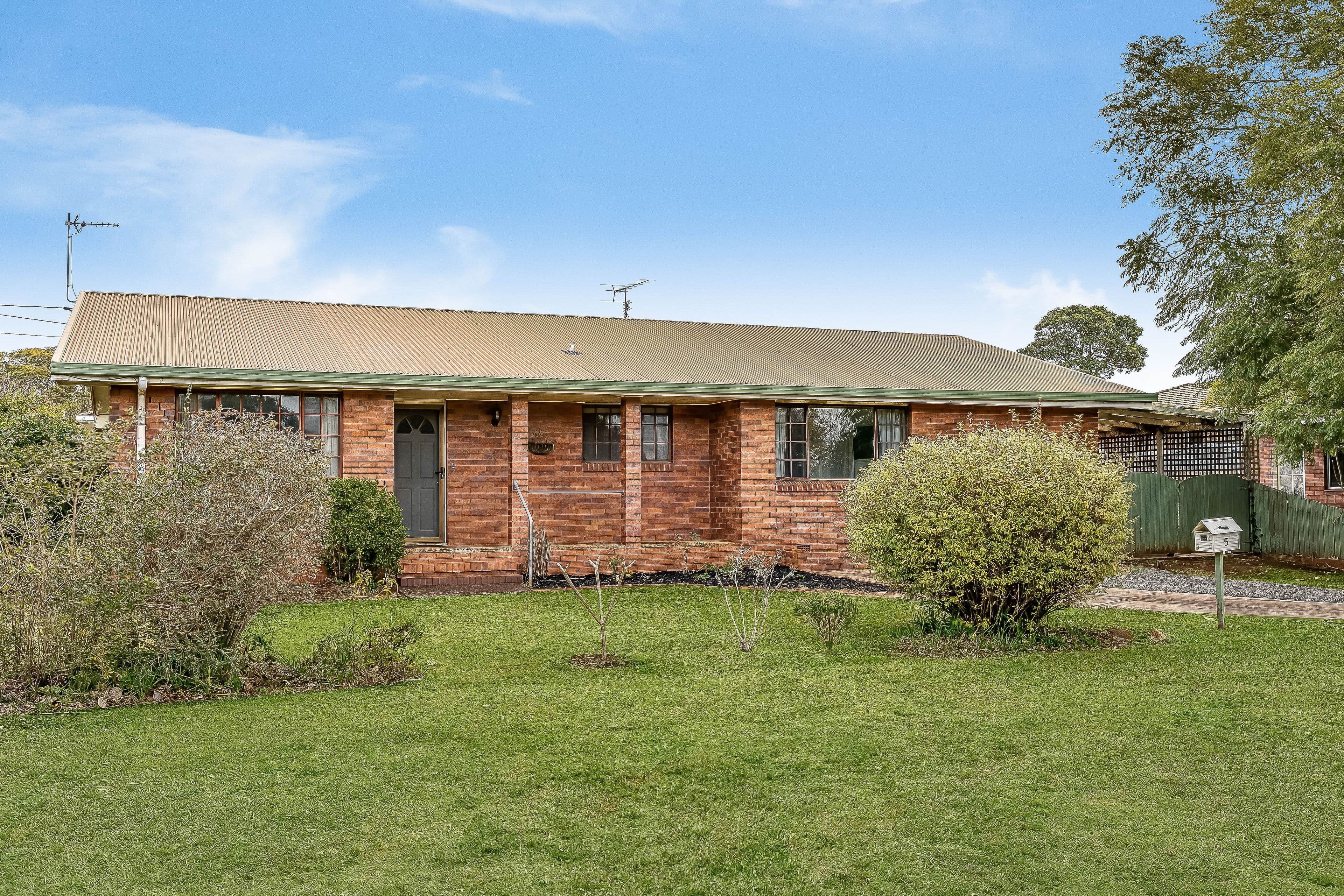 5 Hazzard Street, Centenary Heights QLD 4350, Centenary Heights - Image 1