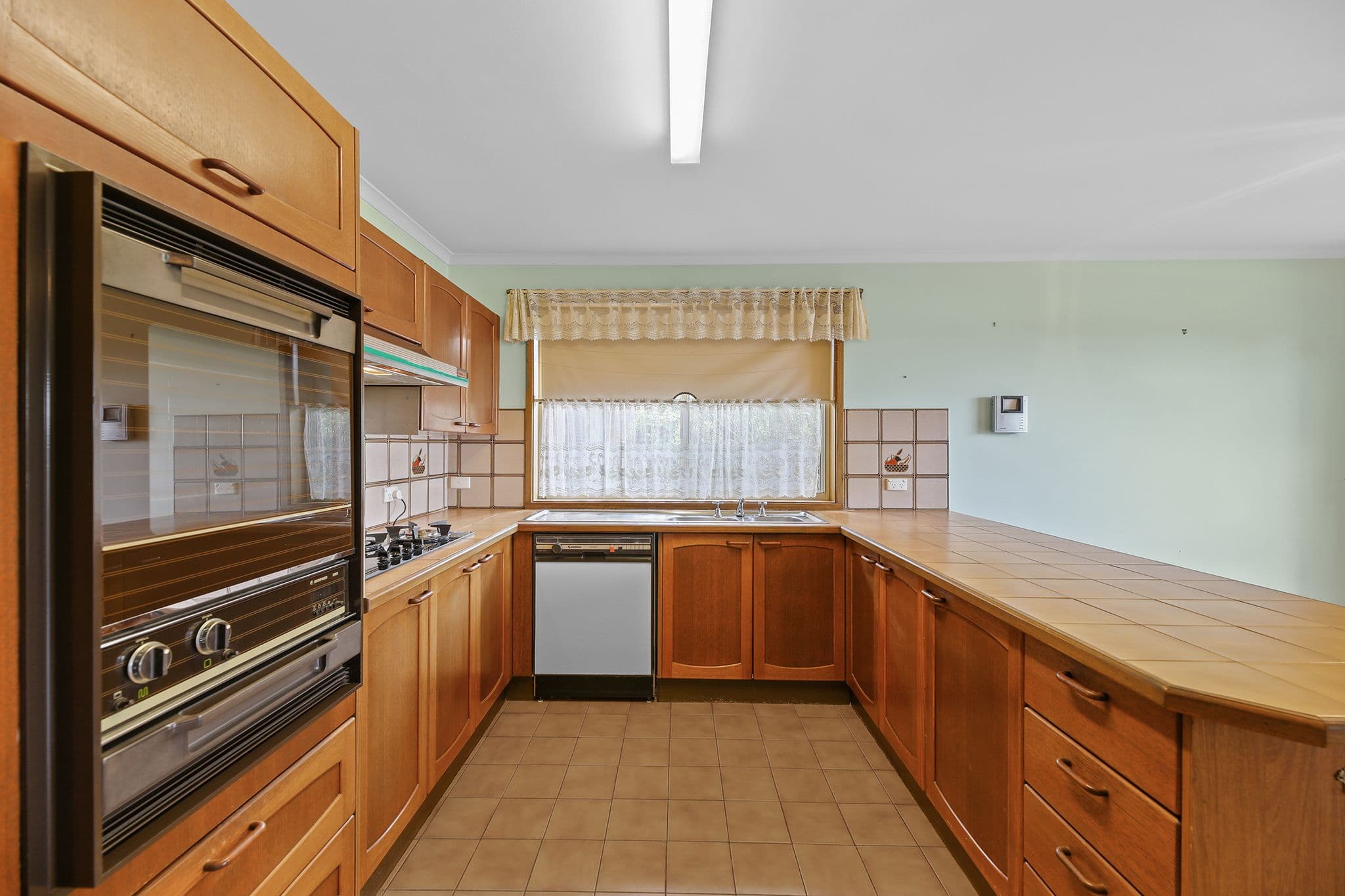 18 Mclean Street, Drouin VIC 3818, Drouin - Thumbnail 3