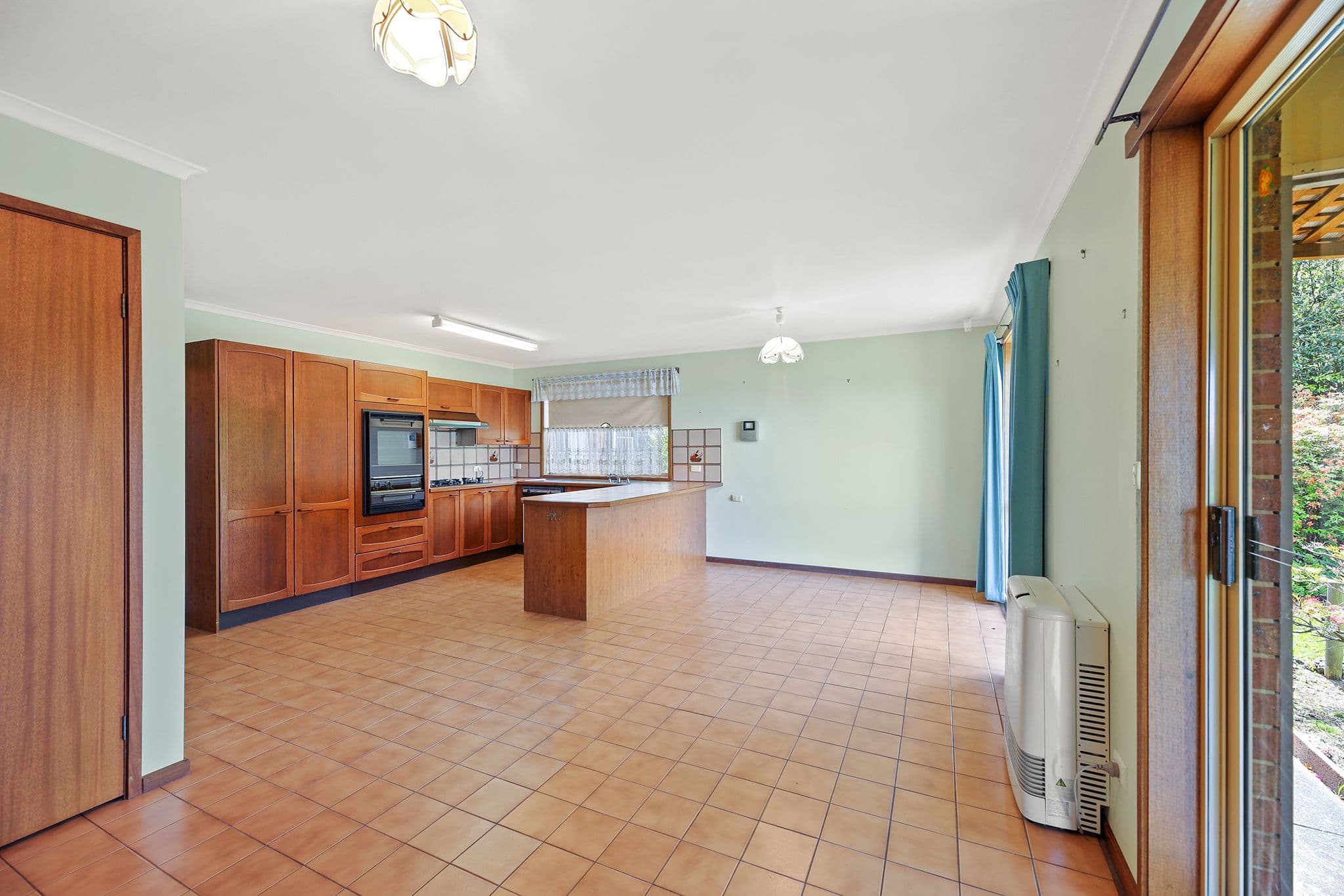 18 Mclean Street, Drouin VIC 3818, Drouin - Thumbnail 5