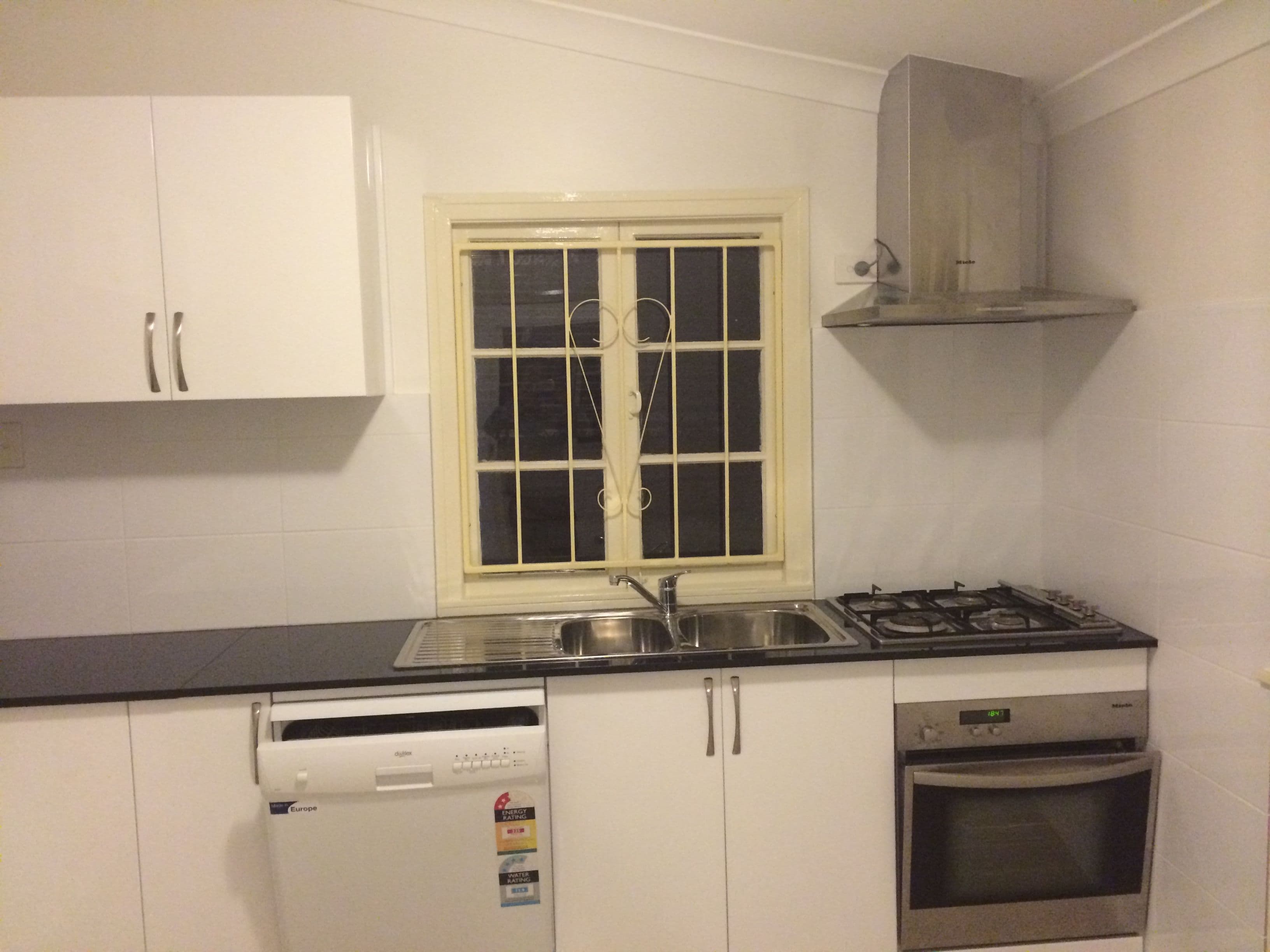 10 Baynes Street, Highgate Hill QLD 4101, Highgate Hill - Thumbnail 3