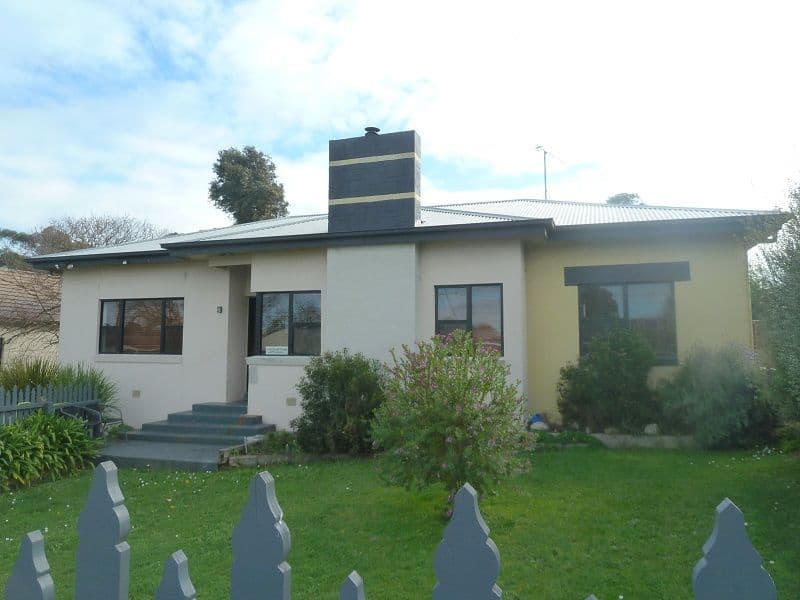 9 McGregor Street, Mount Gambier SA 5290, Mount Gambier - Image 1