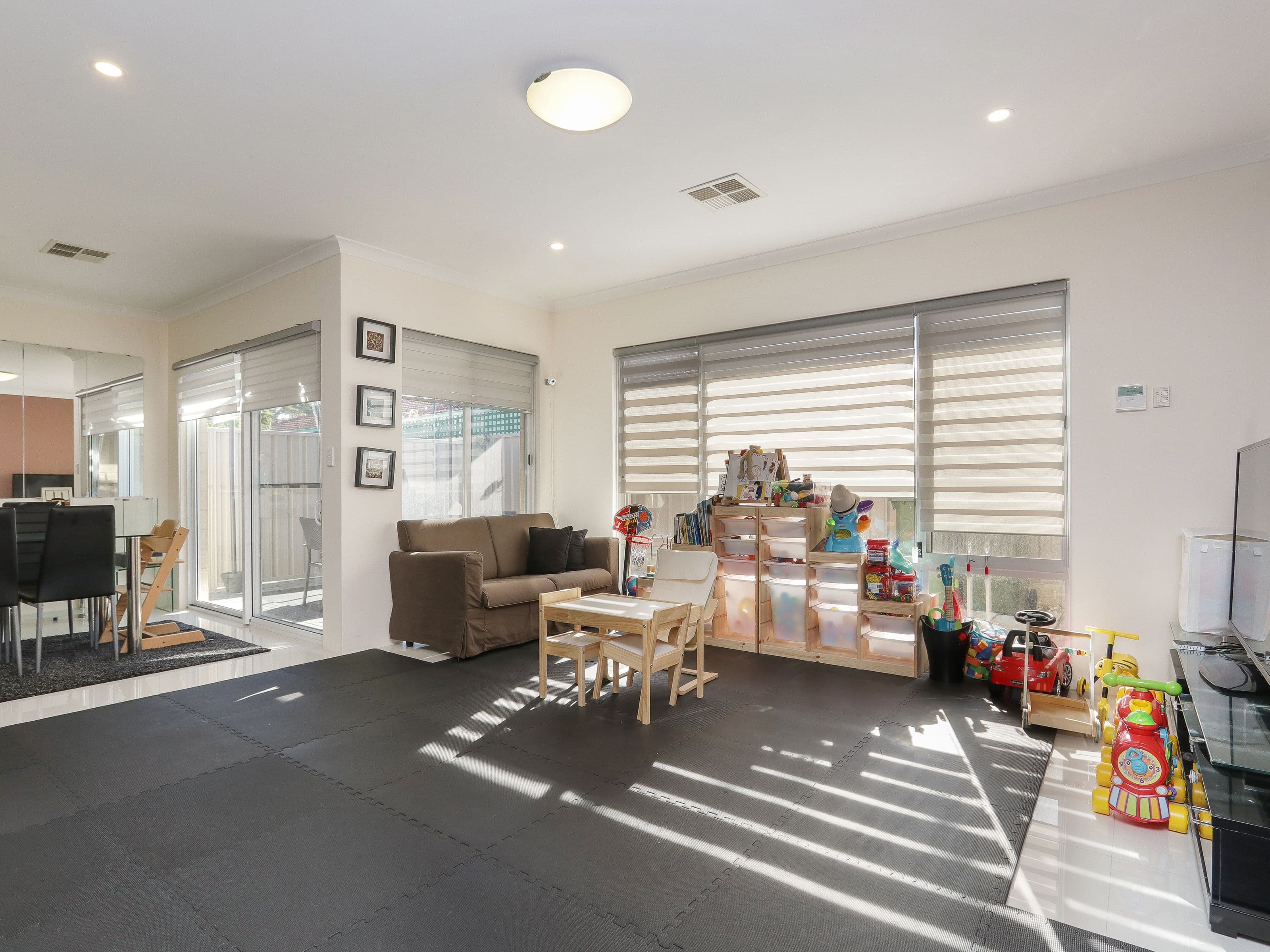 76 Crawford Street, East Cannington WA 6107, East Cannington - Thumbnail 4
