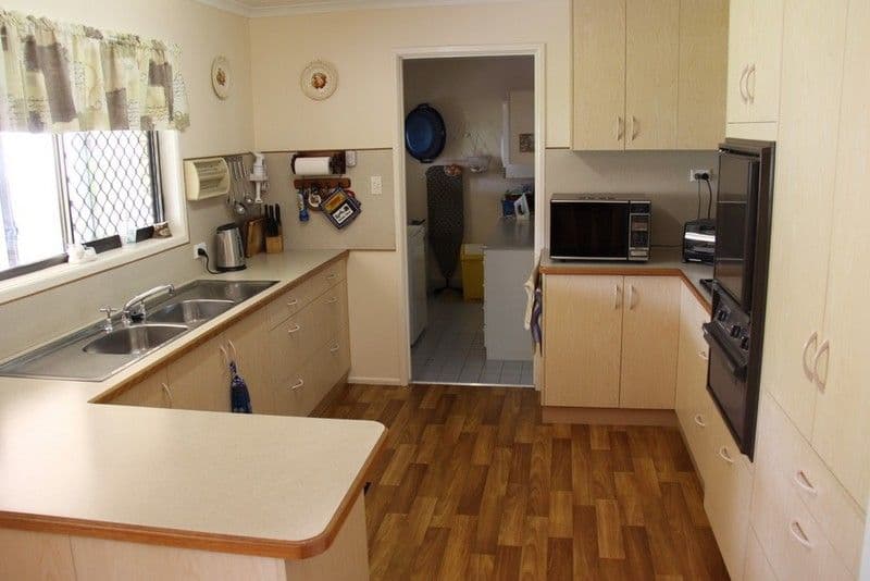 1 Lawson Parade, Heidelberg Heights, Heidelberg Heights - Thumbnail 3