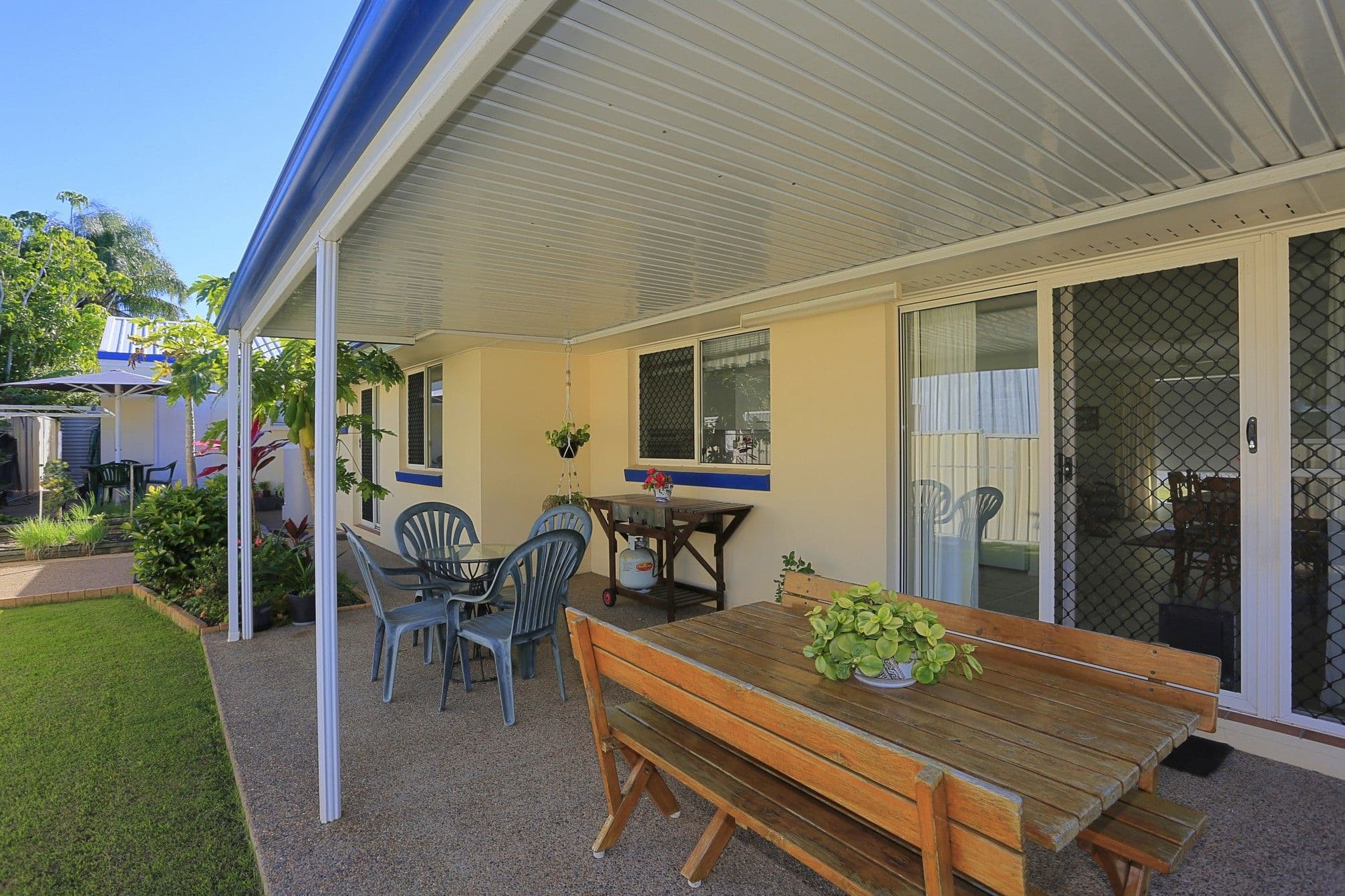 4 Larson Street, Bundaberg North QLD 4670, Bundaberg North - Thumbnail 2