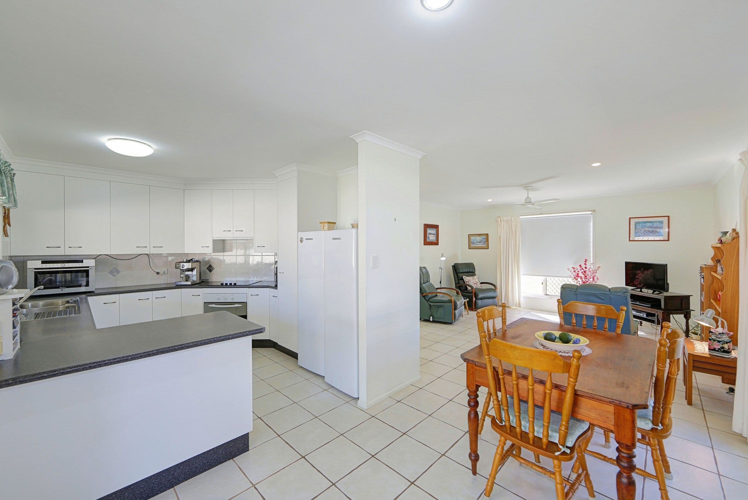 4 Larson Street, Bundaberg North QLD 4670, Bundaberg North - Thumbnail 7