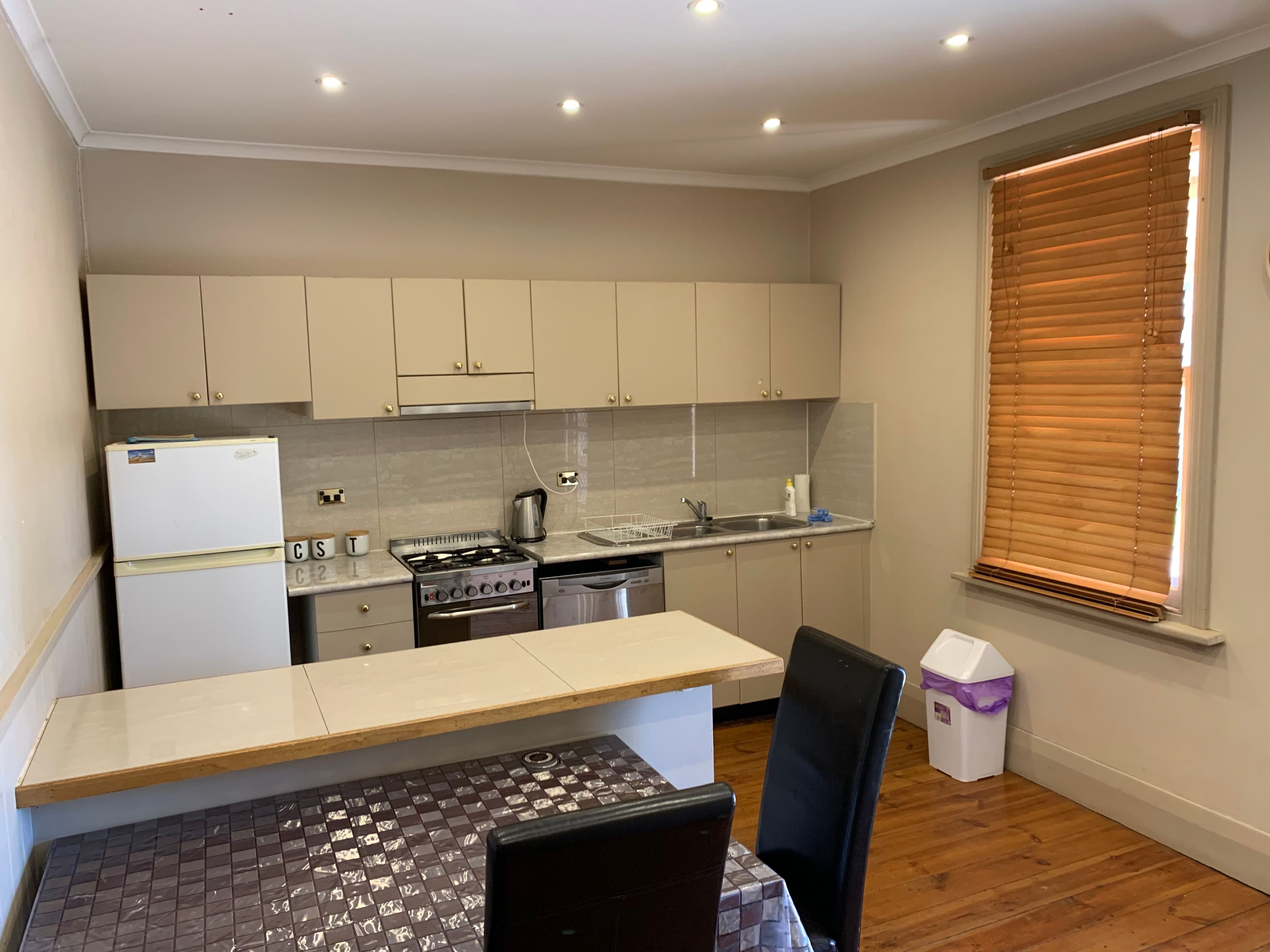 208 McCulloch Street, Broken Hill NSW 2880, Broken Hill - Thumbnail 2