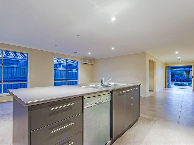 35 Delias Road, Tarneit VIC 3029, Tarneit - Thumbnail 4