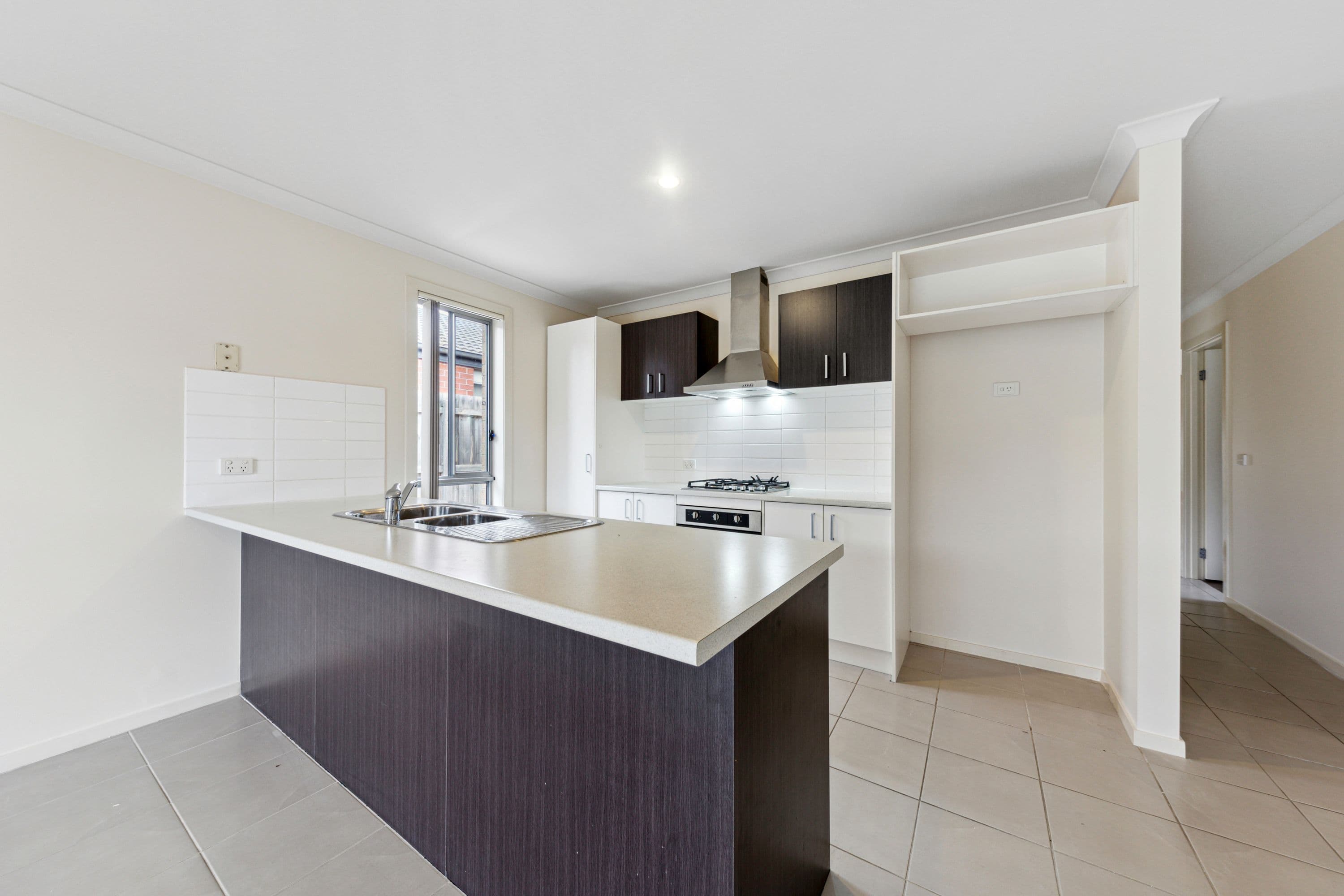 46 Melissa Way, Pakenham VIC 3810, Pakenham - Thumbnail 4