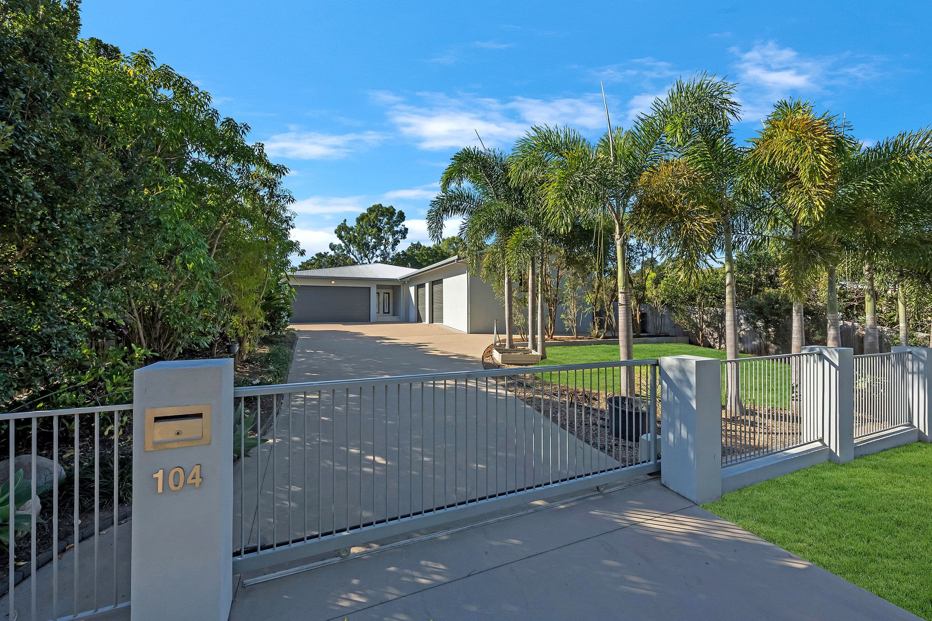 104 The Esplanade, Toolakea QLD 4818, Toolakea - Thumbnail 4