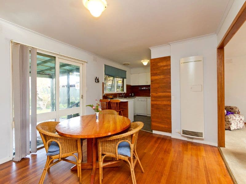 6 Botany Court, DINGLEY VILLAGE VIC 3172, Dingley Village - Thumbnail 4