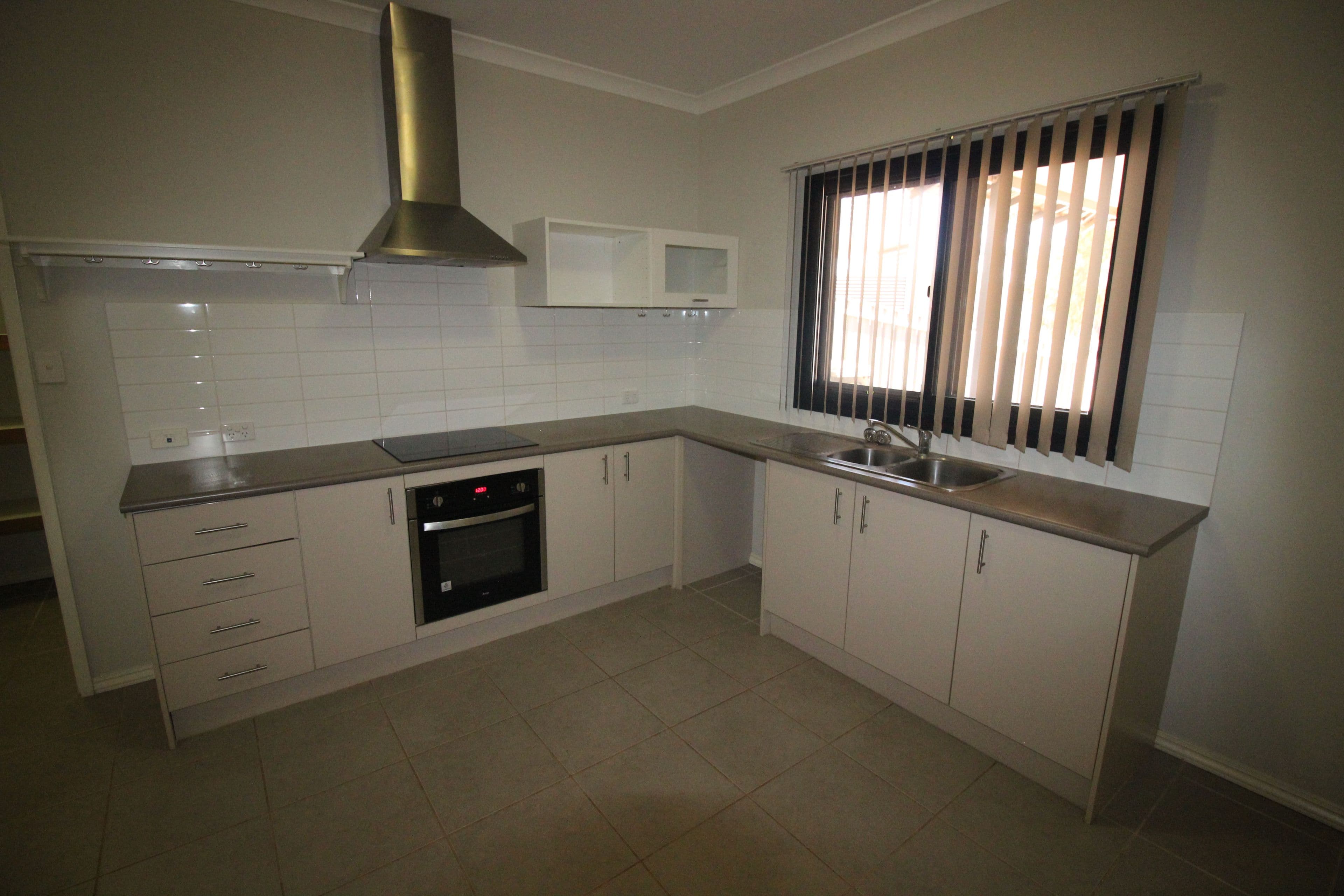 3B Beacon Close, South Hedland WA 6722, South Hedland - Thumbnail 2
