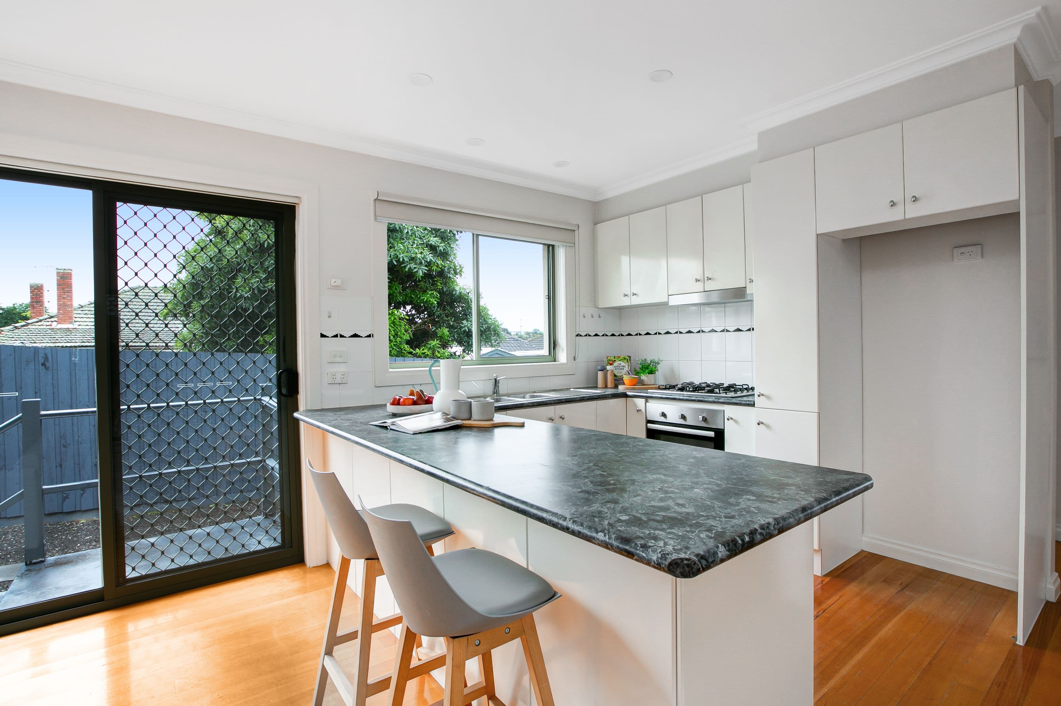 36 Steane Street, Reservoir VIC 3073, Reservoir - Thumbnail 4