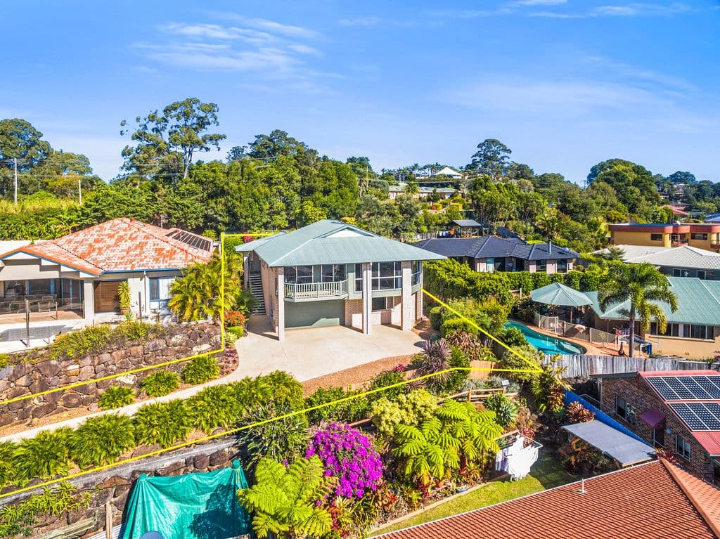 32 Lochlomond Drive, Banora Point - Image 1