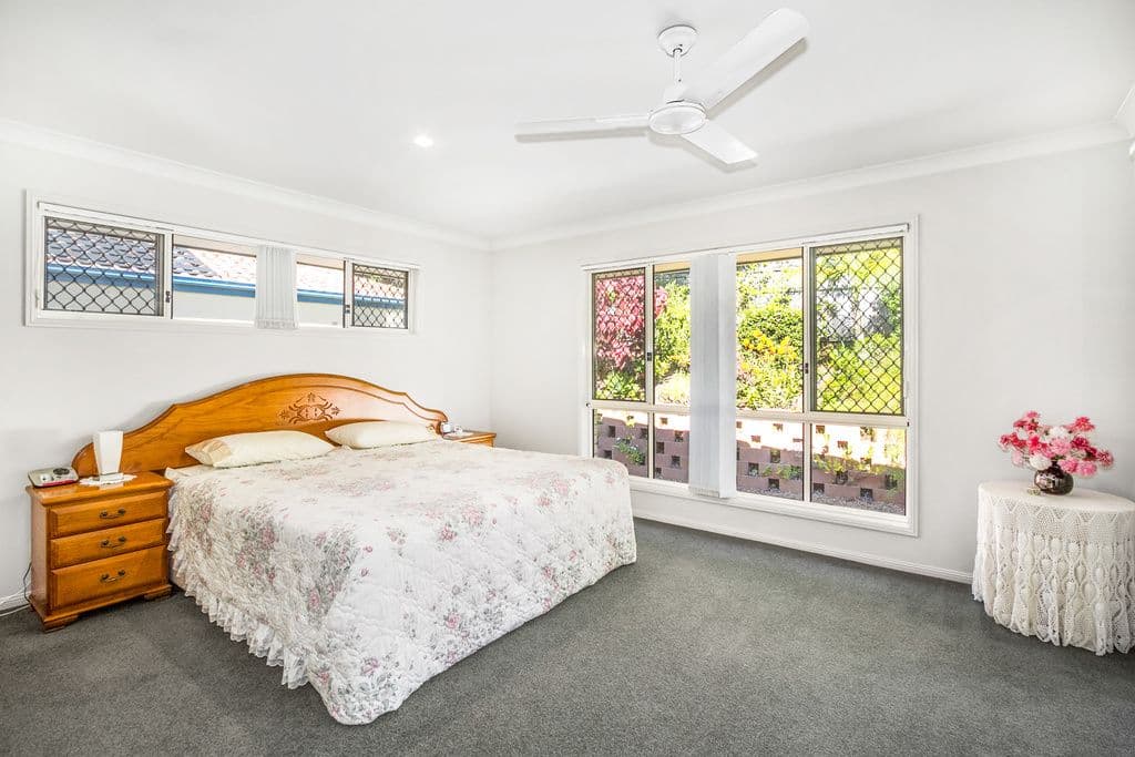 32 Lochlomond Drive, Banora Point - Thumbnail 7