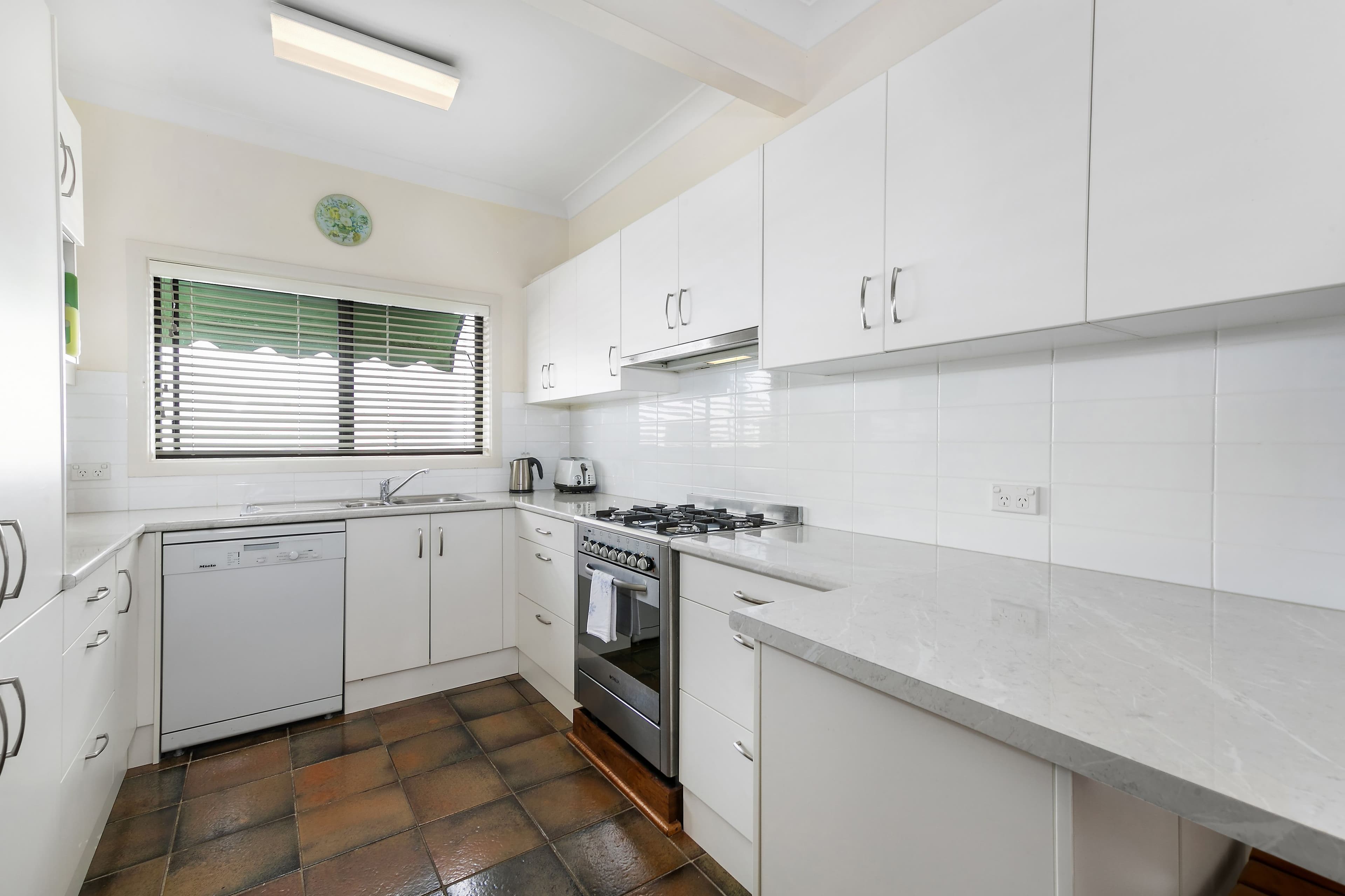 33 Balmaringa Avenue, Turramurra NSW 2074, Turramurra - Thumbnail 3
