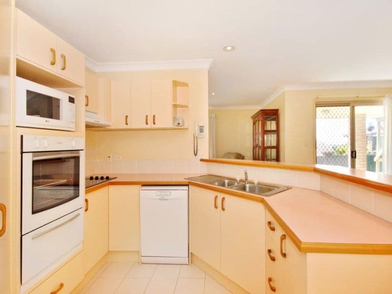 2 Bonny Glen Place, BANORA POINT NSW 2486, Banora Point - Thumbnail 5