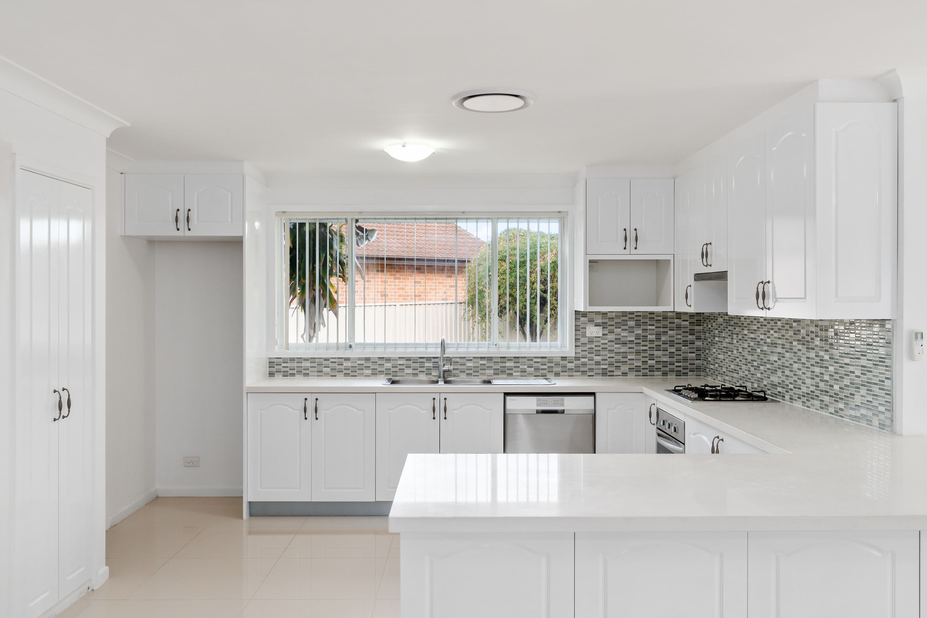 7 Glen Elgin Crescent, Edensor Park NSW 2176, Edensor Park - Thumbnail 3
