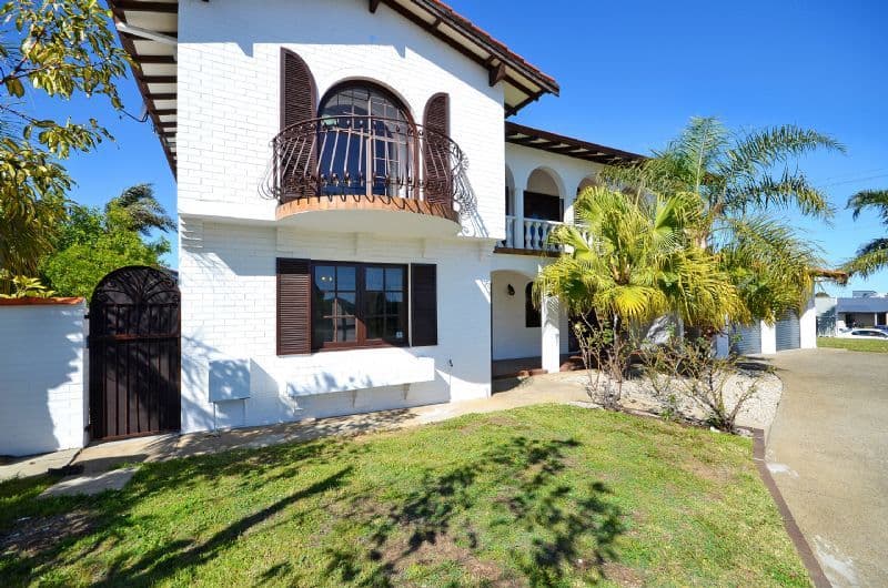 92 Morley Drive, YOKINE WA 6060, Yokine - Thumbnail 3