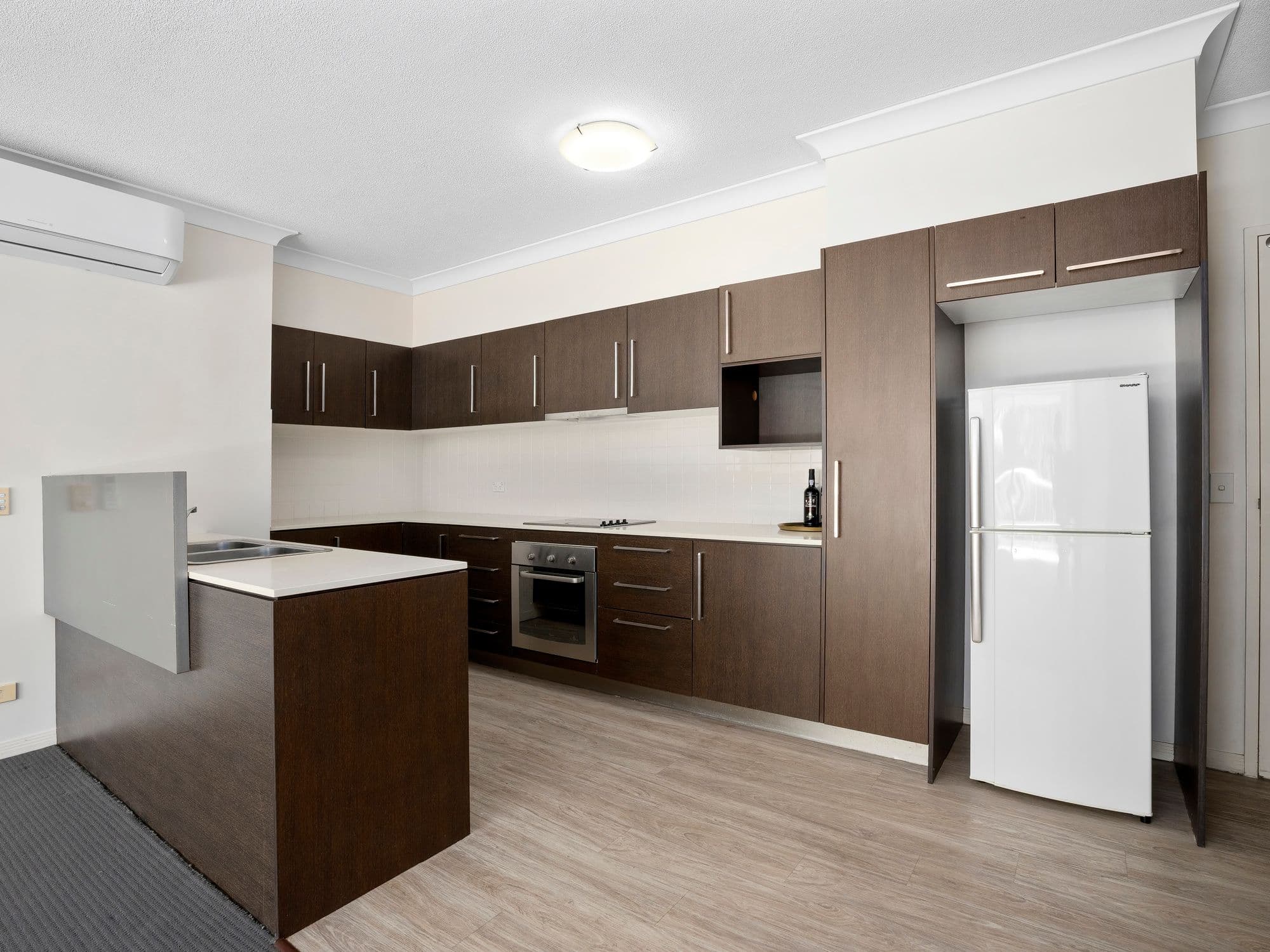 12 Executive Drive, Burleigh Waters QLD 4220, Burleigh Waters - Image 1