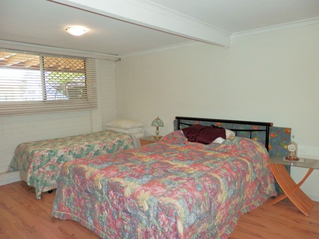 6 Eileen Street, Booval QLD 4304, Booval - Thumbnail 8
