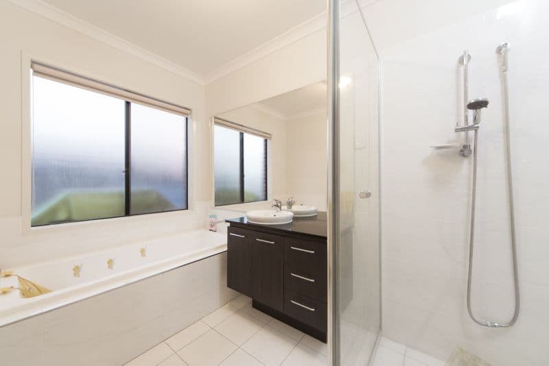 13 Carbine Way, LYNDHURST VIC 3975, Lyndhurst - Thumbnail 8