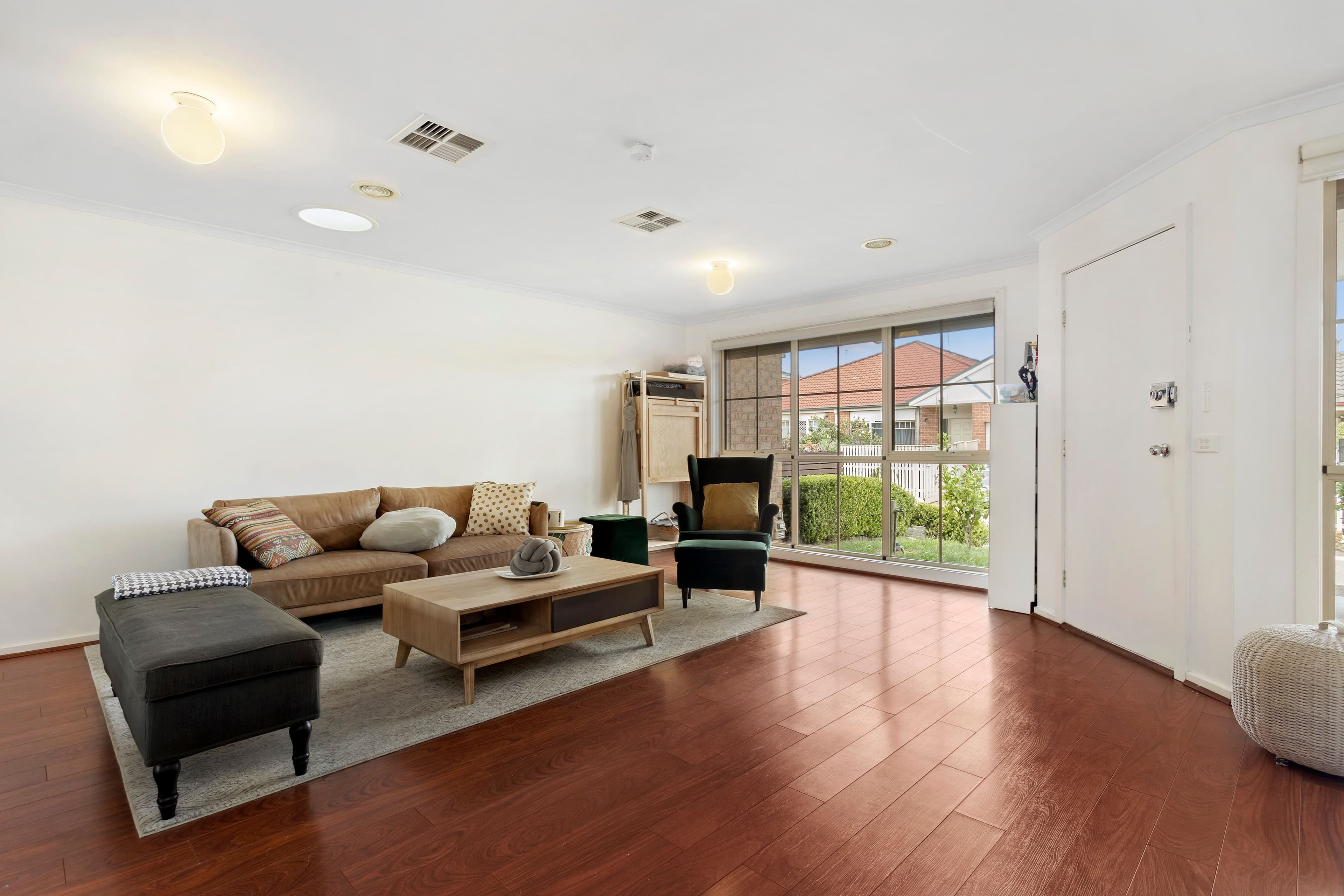 19 Elmtree Terrace, Chadstone VIC 3148, Chadstone - Thumbnail 2