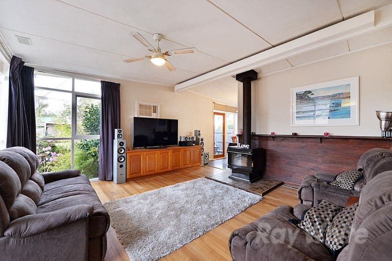 98 Hickey Avenue, Invergordon, Invergordon - Thumbnail 2