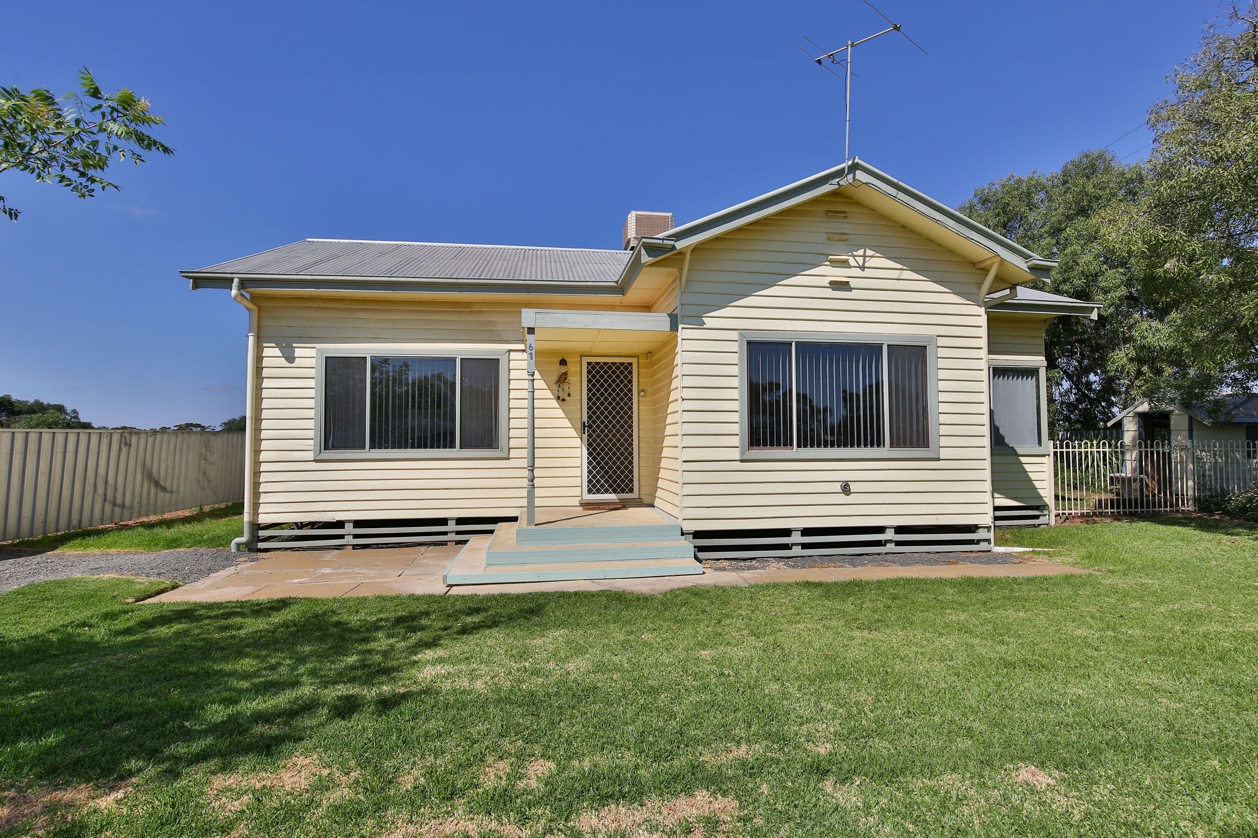 61 Seventeenth Street, Cabarita VIC 3505, Cabarita - Thumbnail 2