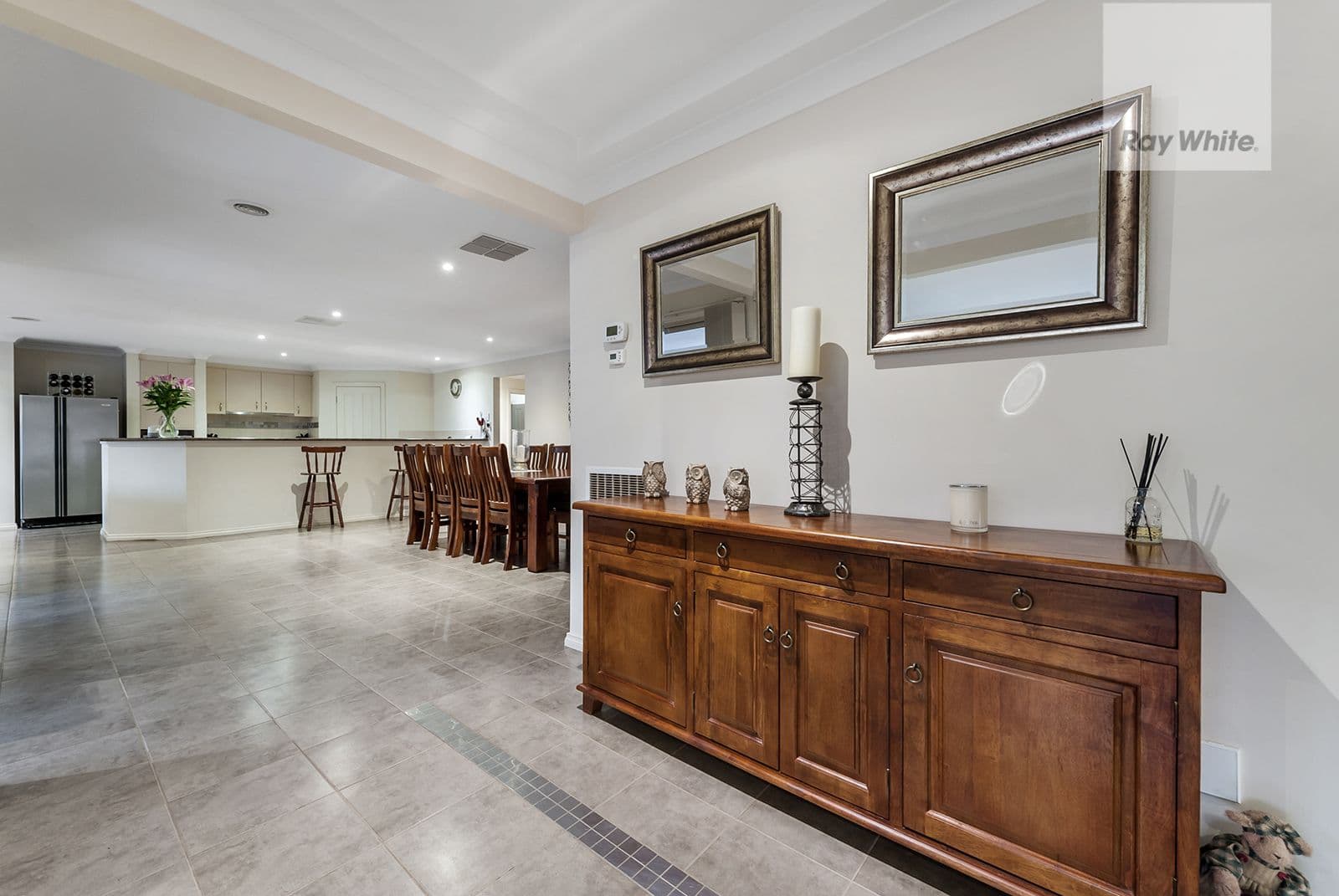 9 Serendip Crescent, Greenvale VIC 3059, Greenvale - Thumbnail 3