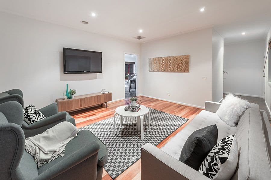 16 Burniston Avenue, Craigieburn VIC 3064, Craigieburn - Thumbnail 3