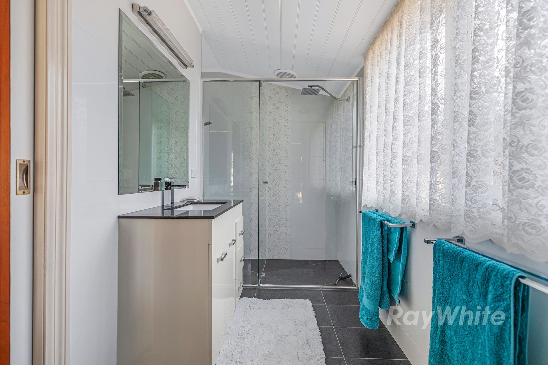 113 Campaspe Esplanade, Echuca VIC 3564, Echuca - Thumbnail 8
