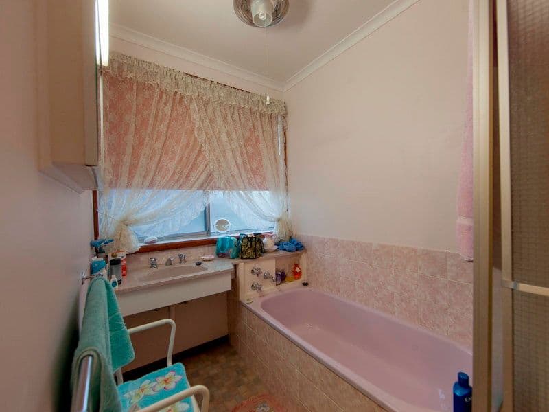 1 Eula Court, FRANKSTON VIC 3199, Frankston - Thumbnail 4