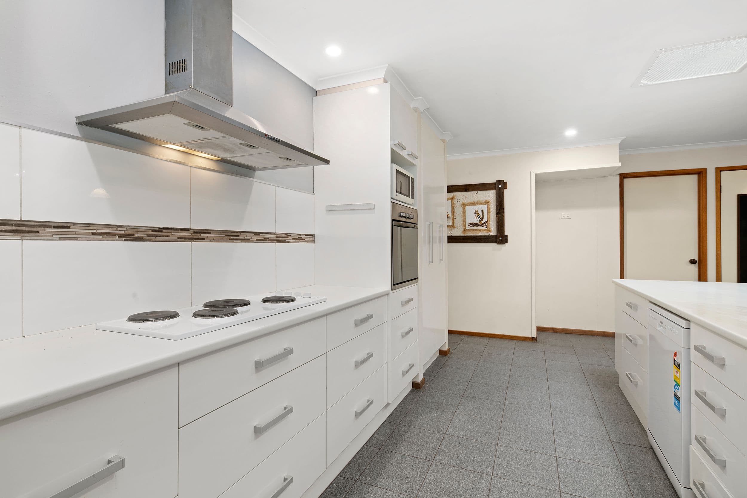 31 Ross Street, Heathcote VIC 3523, Heathcote - Thumbnail 3
