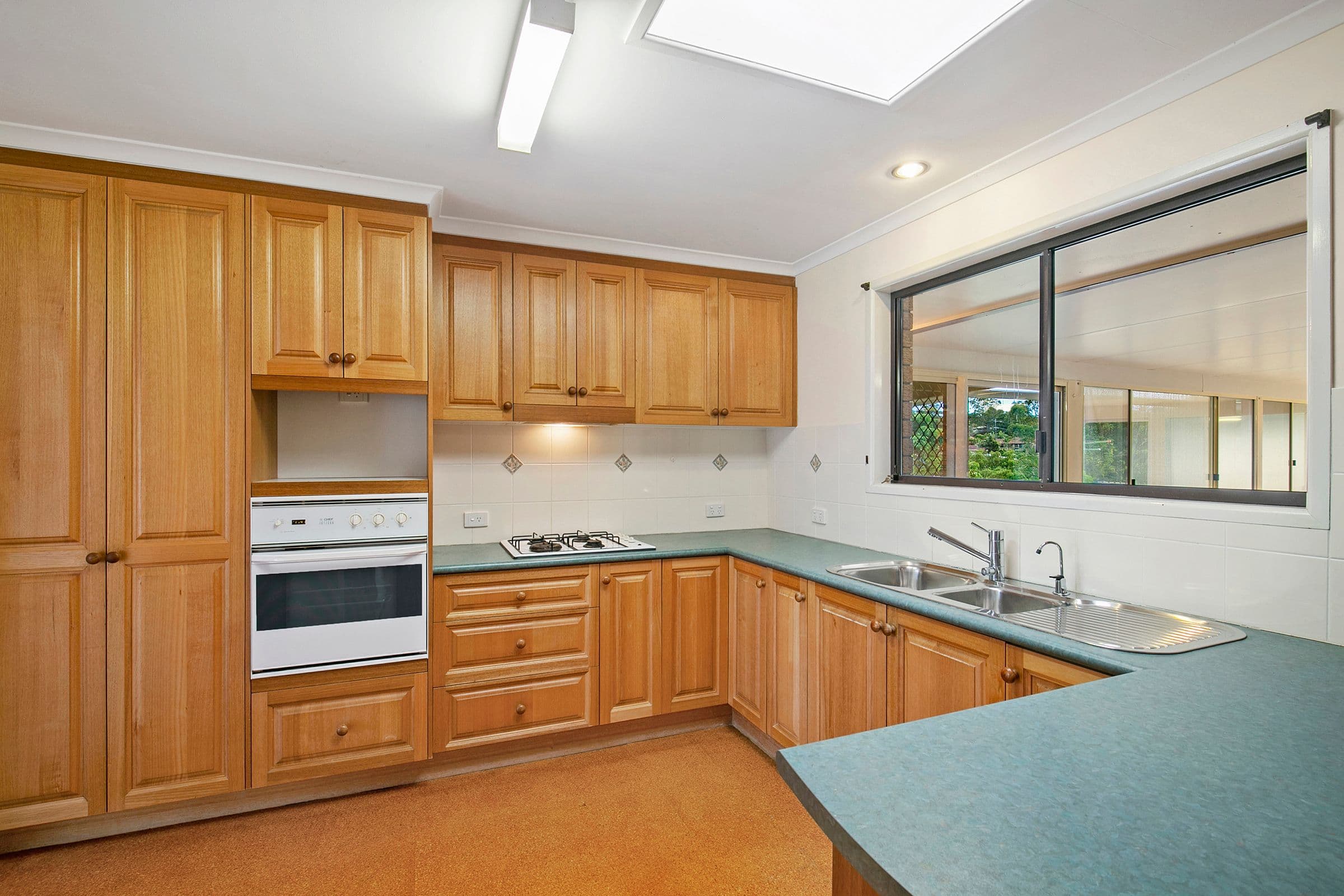 16 Cudal Street, Shailer Park QLD 4128, Shailer Park - Thumbnail 2