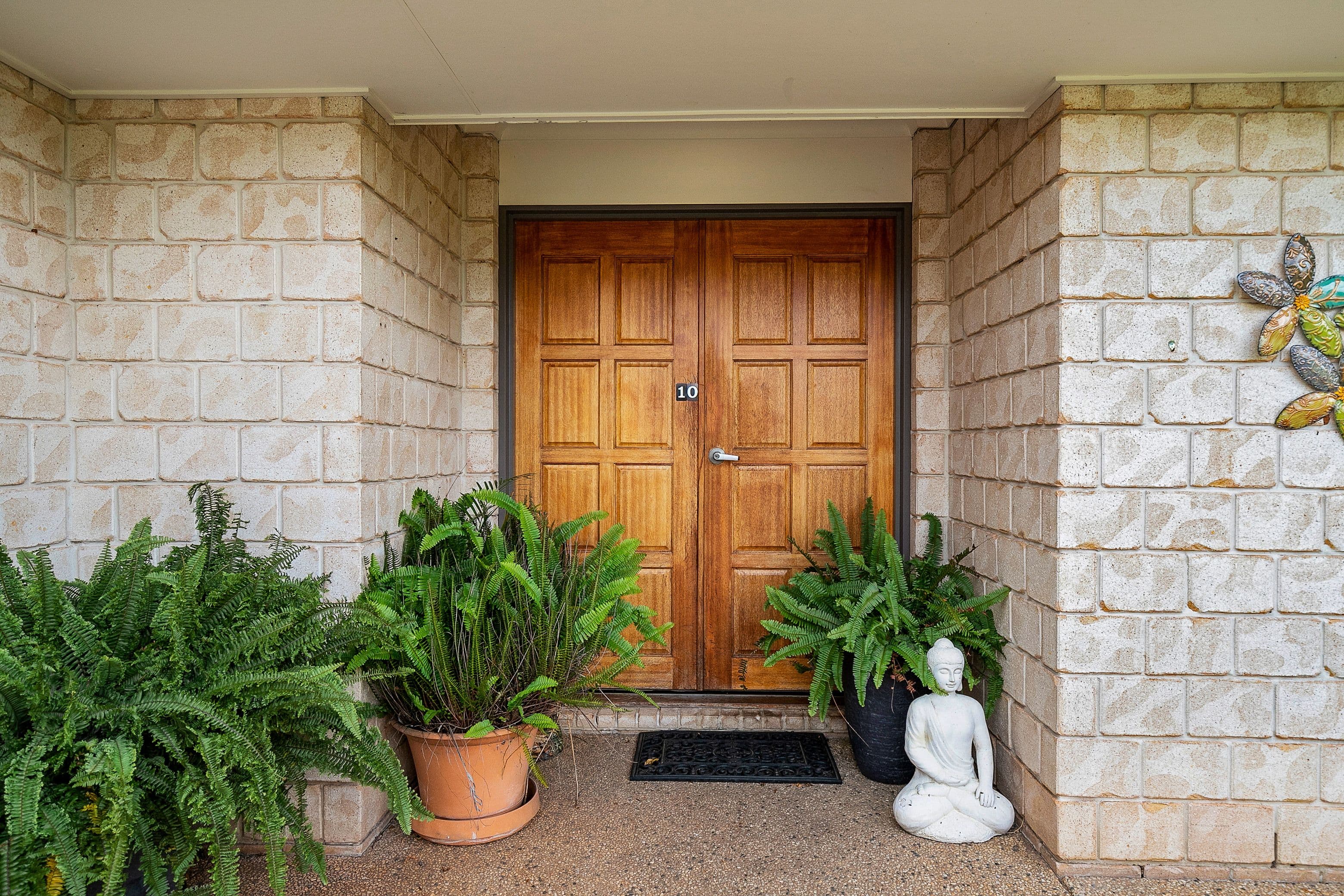 10 Morgan Place, Emerald QLD 4720, Emerald - Thumbnail 4